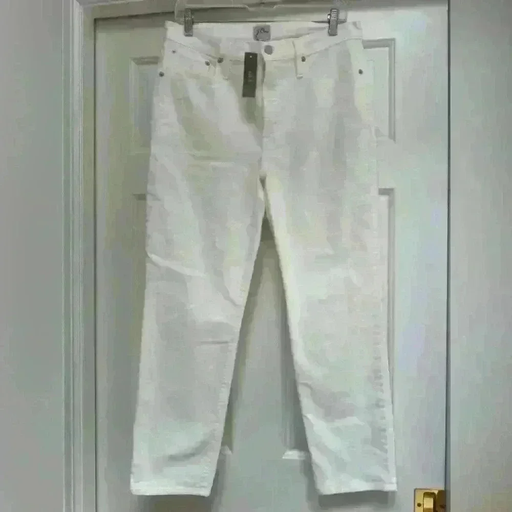 J Crew‎ ivory classic style soft corduroy straight leg 26” ankle length size 31